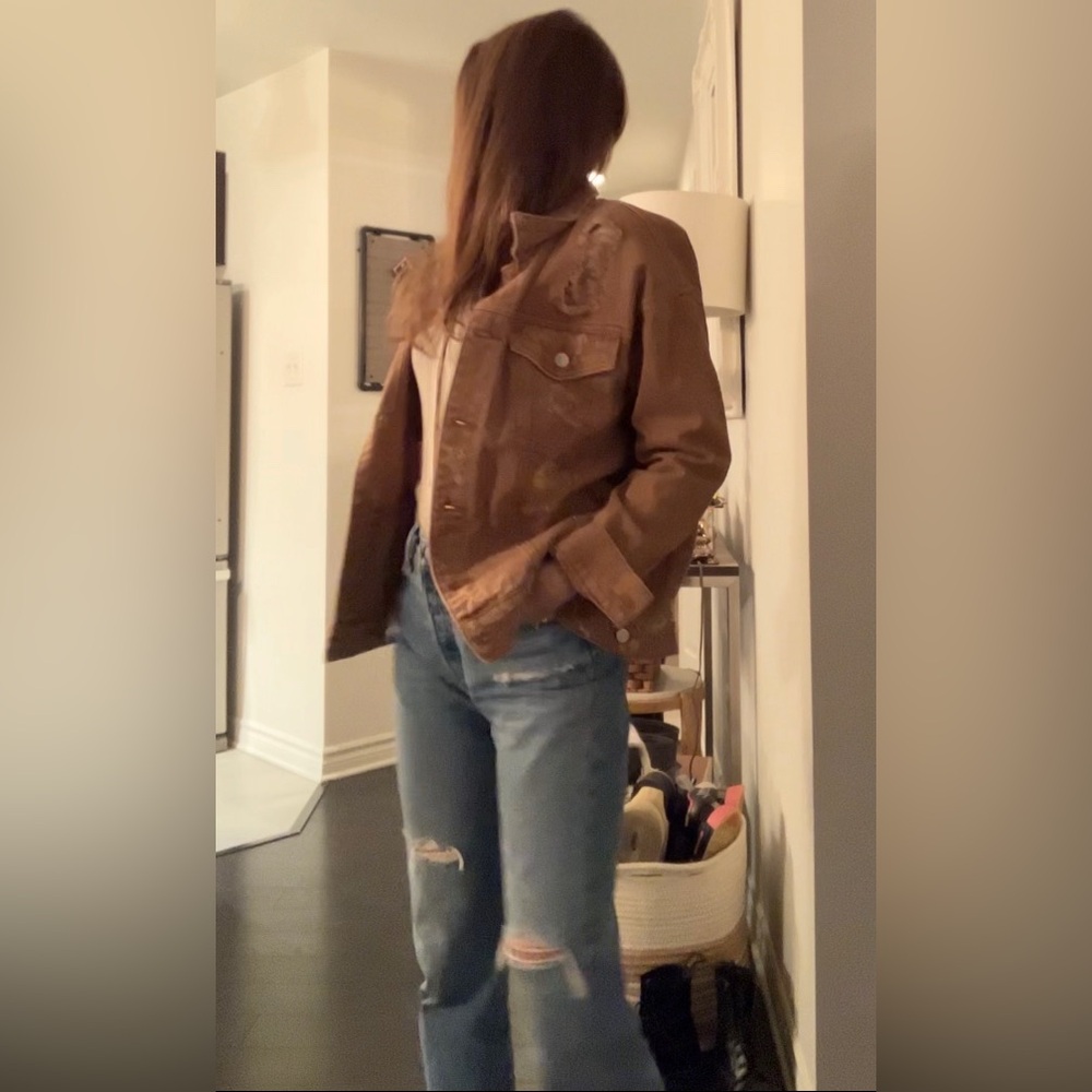 Distressed tan denim jacket - Picture 4 of 13